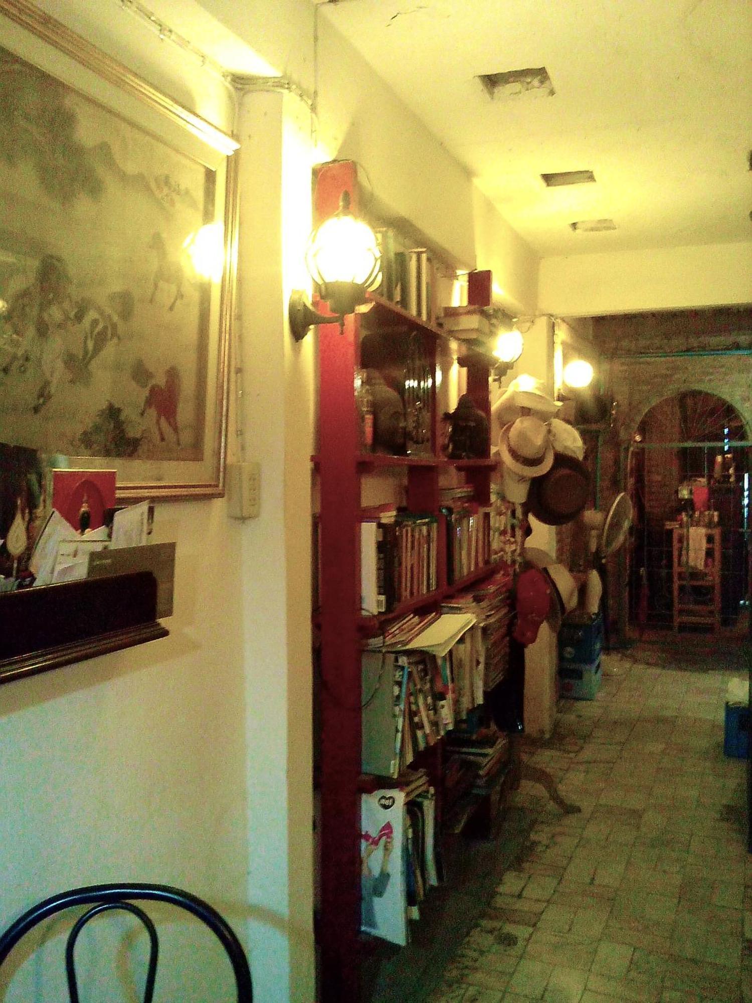 Cafe De Baan Raow Hotel Bangkok Bagian luar foto